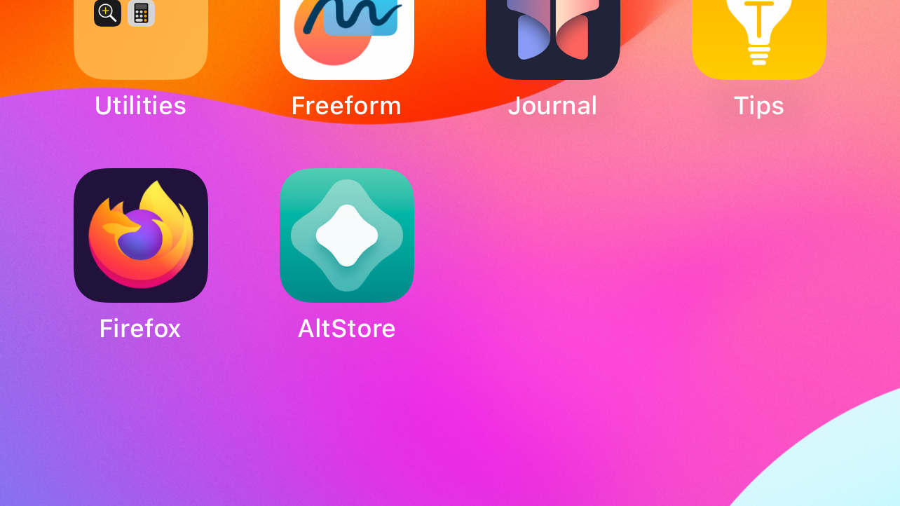 The AltStore icon is now on the home screen.